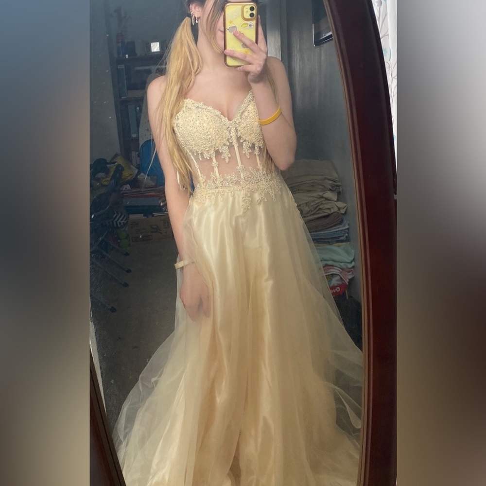 Macy's "Blondie Nites" Yellow Corset Prom Dress